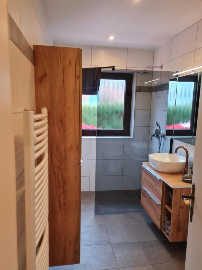 Ferienwohnung Am Ruestersieler Hof Вільгельмсгафен Екстер'єр фото